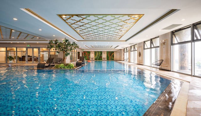 D Le Roi Soleil Premium Suites