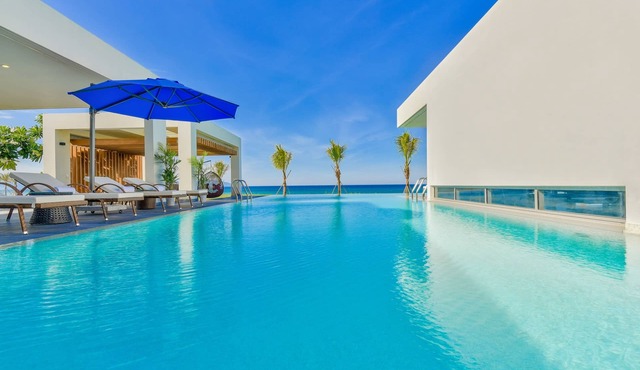 Danang Ocean Beach Villa in Da Nang