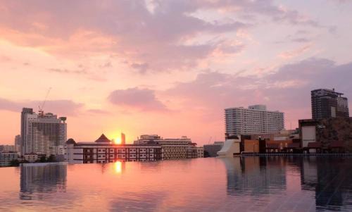 Dhotel Pattaya in Nong Prue