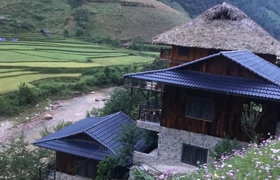 Dong Suoi H'mong Homestay & Bungalow
