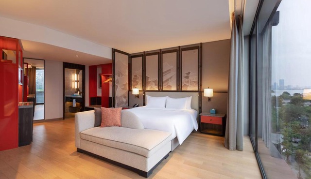 Dusit Le Palais Tu Hoa Hanoi