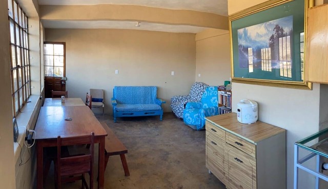 Earth block, view of Mitla, 5 private rooms/bath rented separately, WiFi, in San Pablo Villa de Mitla