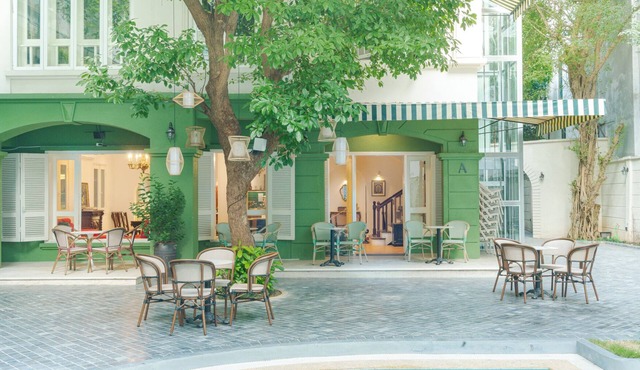 Éclectique is a home layered with stories, culture, and quiet beauty.