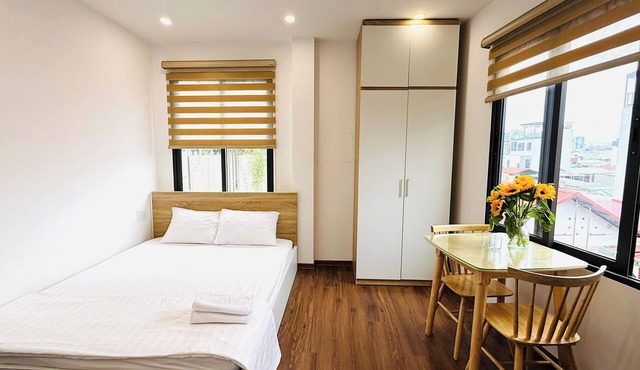 Era Apartment Thinh Hao