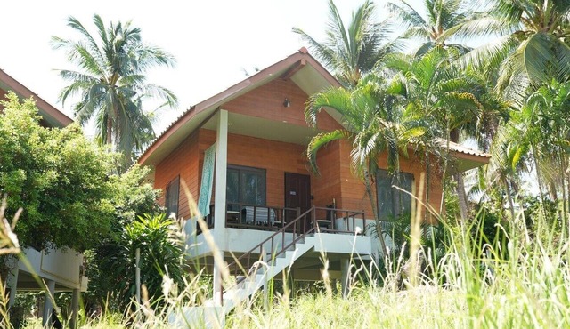 Fikret 300m to Beach | Quiet Forest | Fast WiFi in Ko Pha-ngan