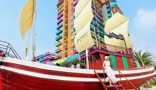 Flamingo Hai Tien Beach Resort