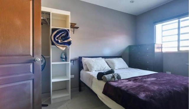 For 6, NO stairs, beach, Costco, well located! in Mérida
