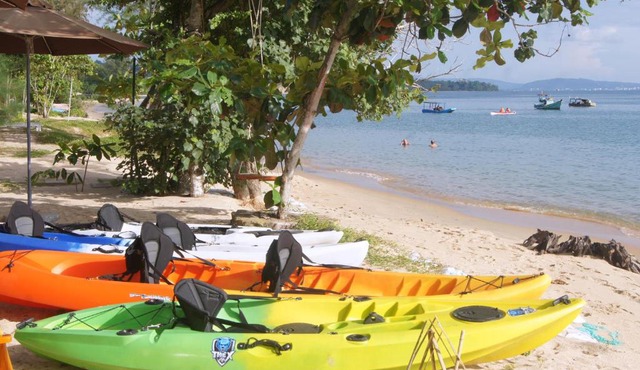 Gold Sand Beach Bungalow