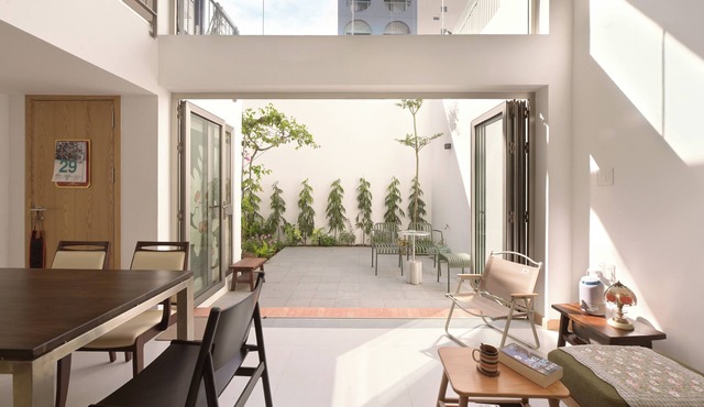 Gorgeous 4-bedroom Townhome with Full AC in vibrant Đà Nẵng