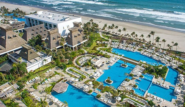 Grand Mayan, Acapulco-Stunning One Bedroom Suite in Acapulco