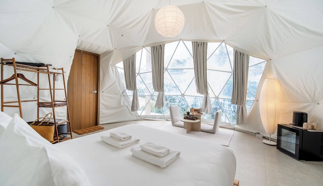 Grood Glamping in Bang Saphan