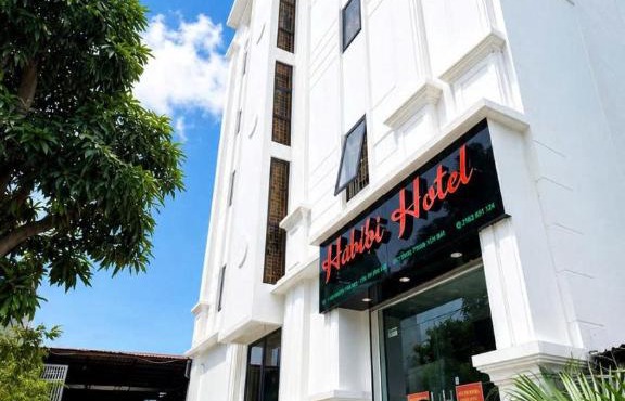 Habibi Hotel