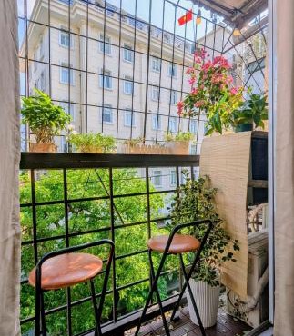 Hanoi Attic - Vintage Stay in Old Quarter