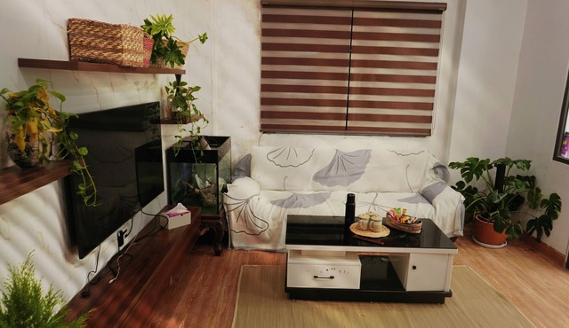 Hanoi Heritage Entire House: 2BR House near West Lake w/Balcony/Free 2 Bicycle