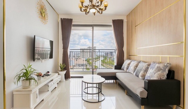 Henry Home - RiverGate Residence