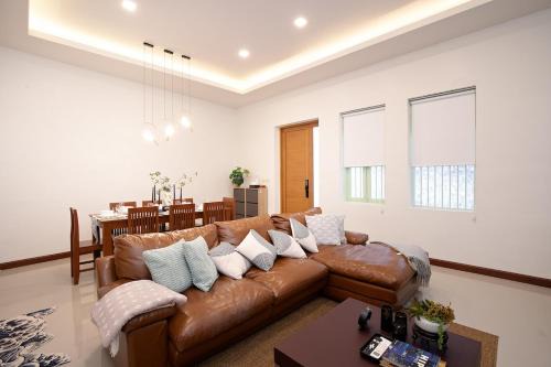 Heritage Family Home Spacious & Central Location in Bangkok