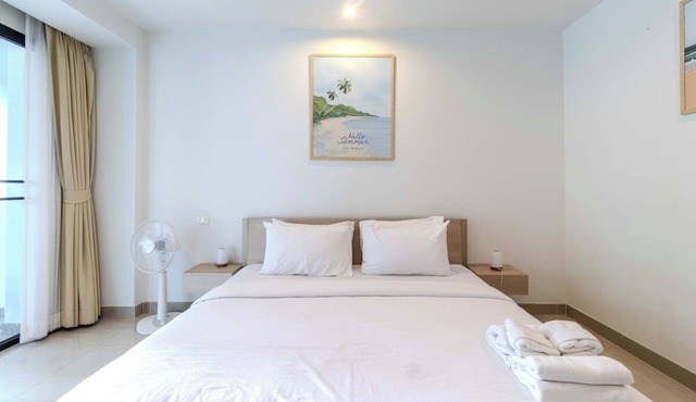Hillside Sea Breeze Studio Near Surin Beach C233 in Choeng Thale