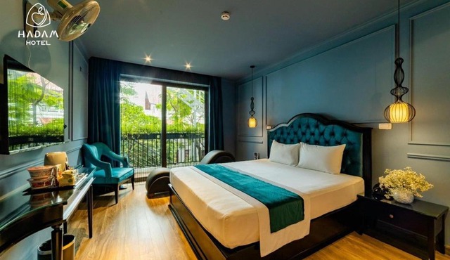Hoàng Tử Hotel CS4 - Ngõ 12 Trần Kim Xuyến, Yên Hoà - by Bay Luxury