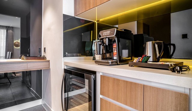 Holiday Inn & Suites Saigon Airport by IHG