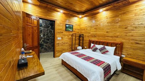 Homestay nhà hàng Liên Khôi