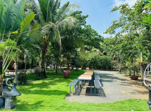 Homestay Phố biển cam bình