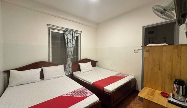 Honeyland Resort