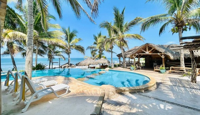 hotel boutique a pie de playa by Partnerhost in Celestino Gazca Villaseñor