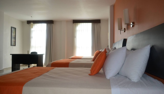 Hotel Baez Paraiso in Paraiso