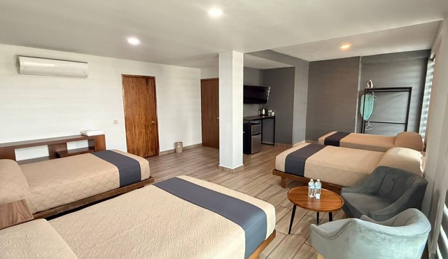 HOTEL CAMELINAS EXPRESS in Lazaro Cardenas