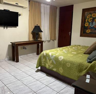 Hotel oasis suites in Delicias