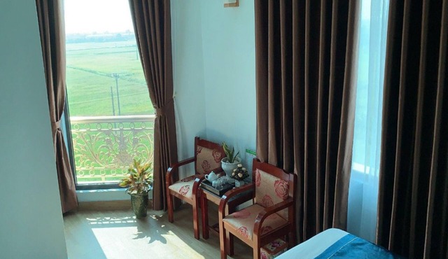 Huong Buoi Hotel