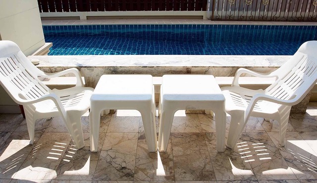 I-Rin poolvilla featuring its own swimming pool set in a private estate. in เมืองพัทยา