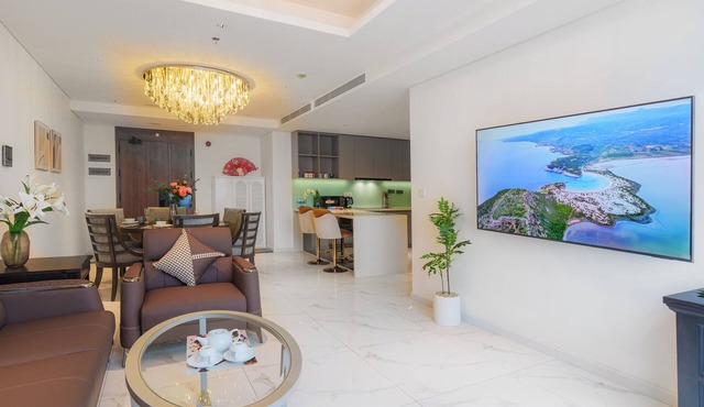 Imperial Suites by Kieu by Kita