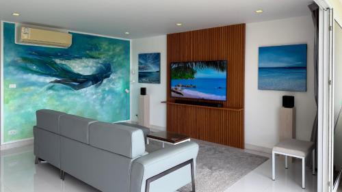 Karon Butterfly Seaview Home in Phuket
