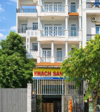Khách Sạn Đông Sen