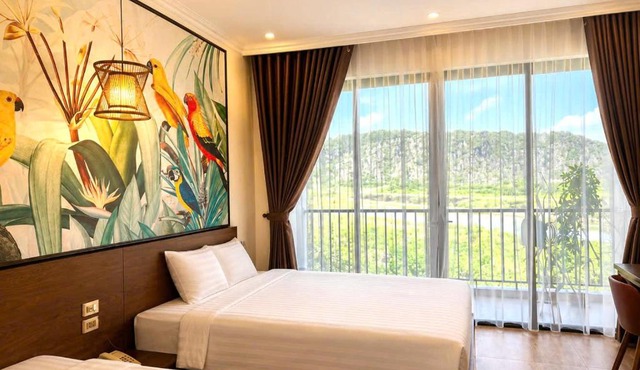 Khách sạn AQUARIUS GARDEN VÂN LONG NINH BÌNH in Gia Vien