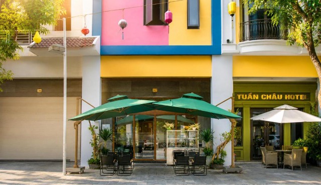 Khách Sạn Cát House