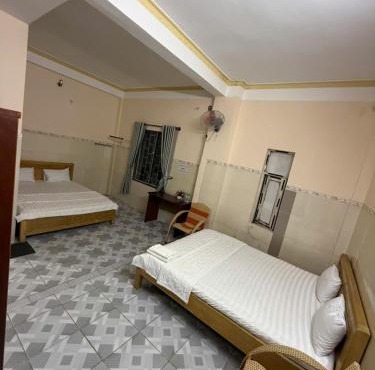 Khách sạn Hoàng Cung 2