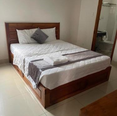 Khách sạn Huỳnh Trang 68