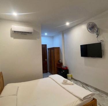 Khách sạn Kiến Đức