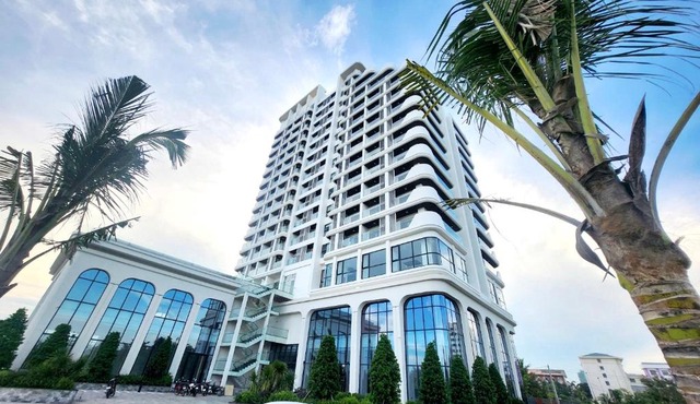 Khách sạn L'azur Cửa Lò