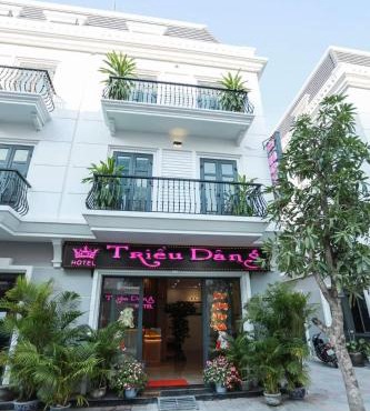 Khách sạn Triều Dâng