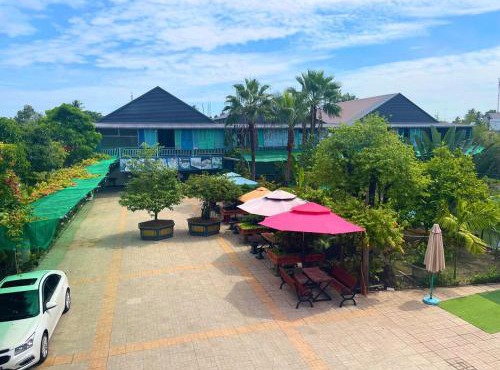 Khách sạn Vườn Cau & Khu vui chơi giải trí SaLa in Tay Ninh