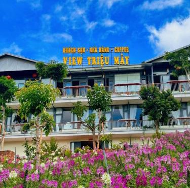 Khu Nghỉ Dưỡng View Triệu Mây