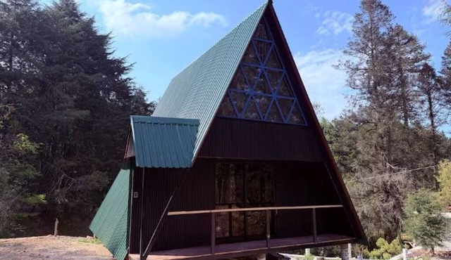 La cabaña verde en el bosque By GEtores in Carboneras