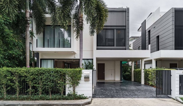Laguna Park | Bangtao Beach | 5-bedroom Rooftop Pool Villa in Tambon Choeng Thale