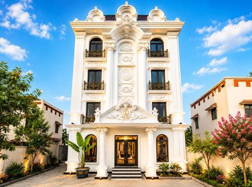 Lake Hotel Sóc Sơn
