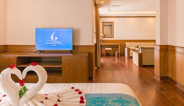 Lam Giang Hotel in Thanh Vinh