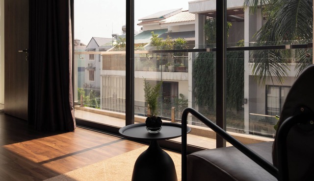Lam Living