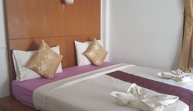 Lanta Paradise Beach Resort